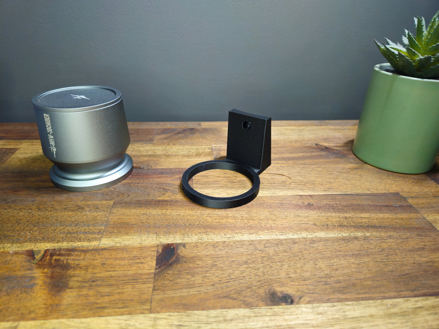 DF64 Blind Shaker Holder