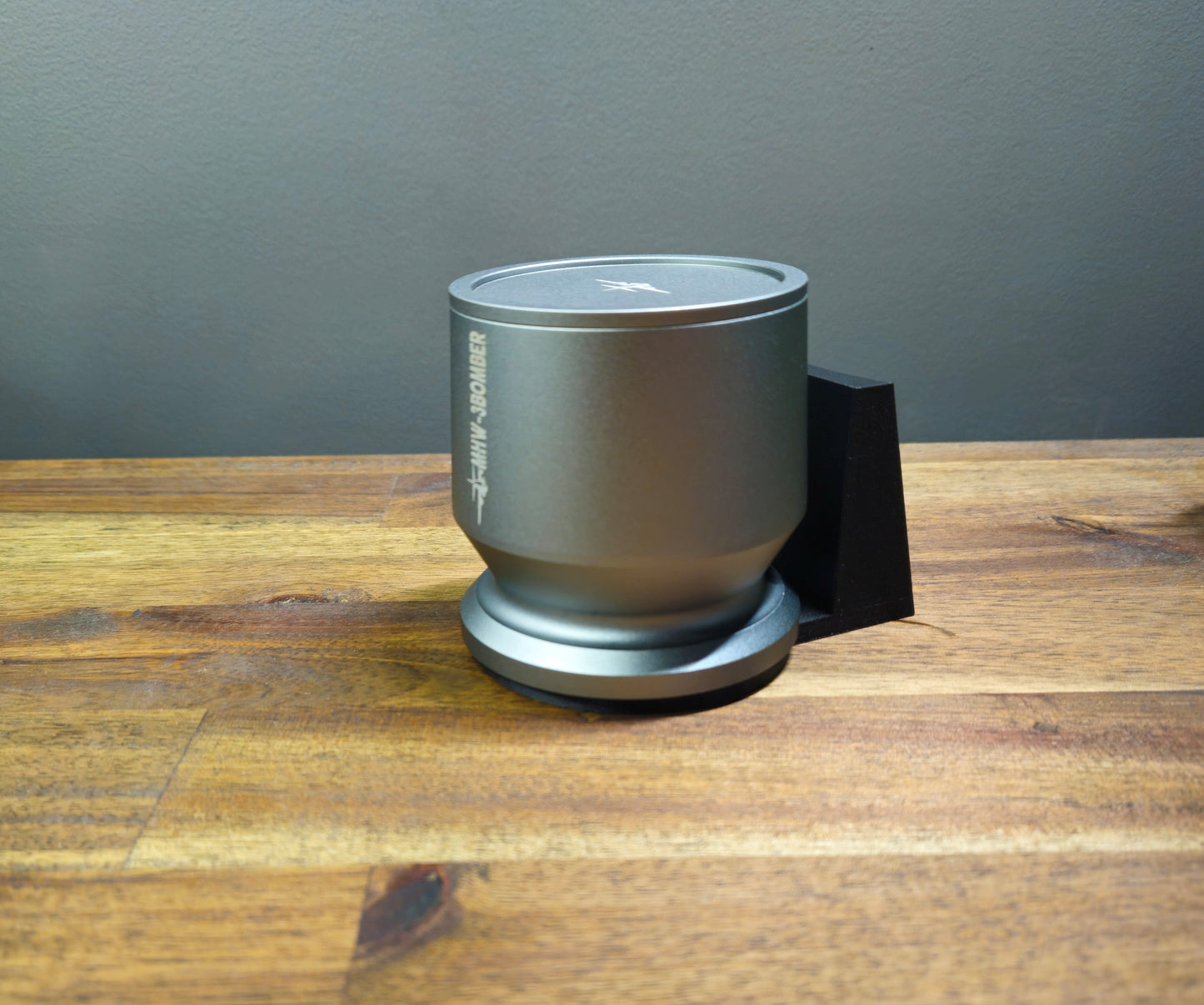 DF64 Blind Shaker Holder