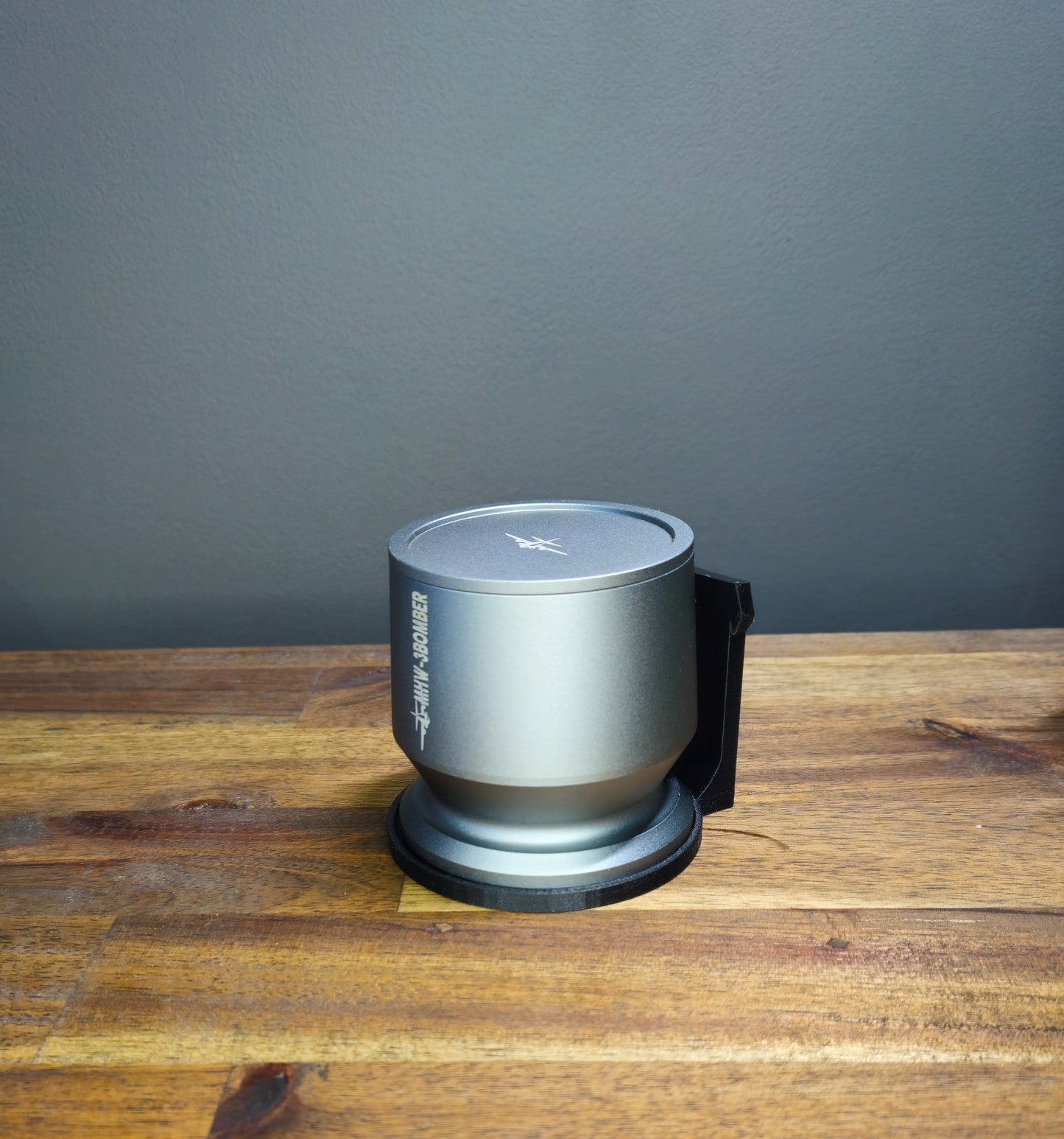 DF83 Blind Shaker Holder