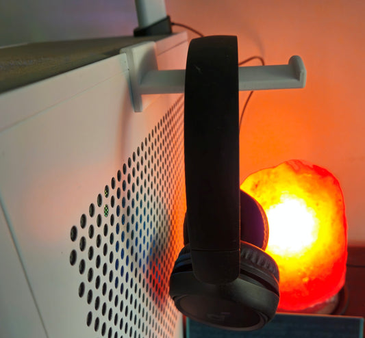 NR200 Headphone Hanger